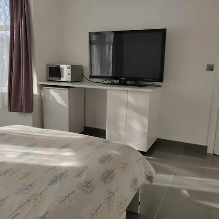 Stunning Double Room In Harrow Wembley - Khoob House Londres Extérieur photo